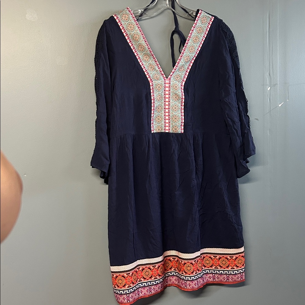 White Mark Navy Embroidered V-Neck Long Sleeve Dress